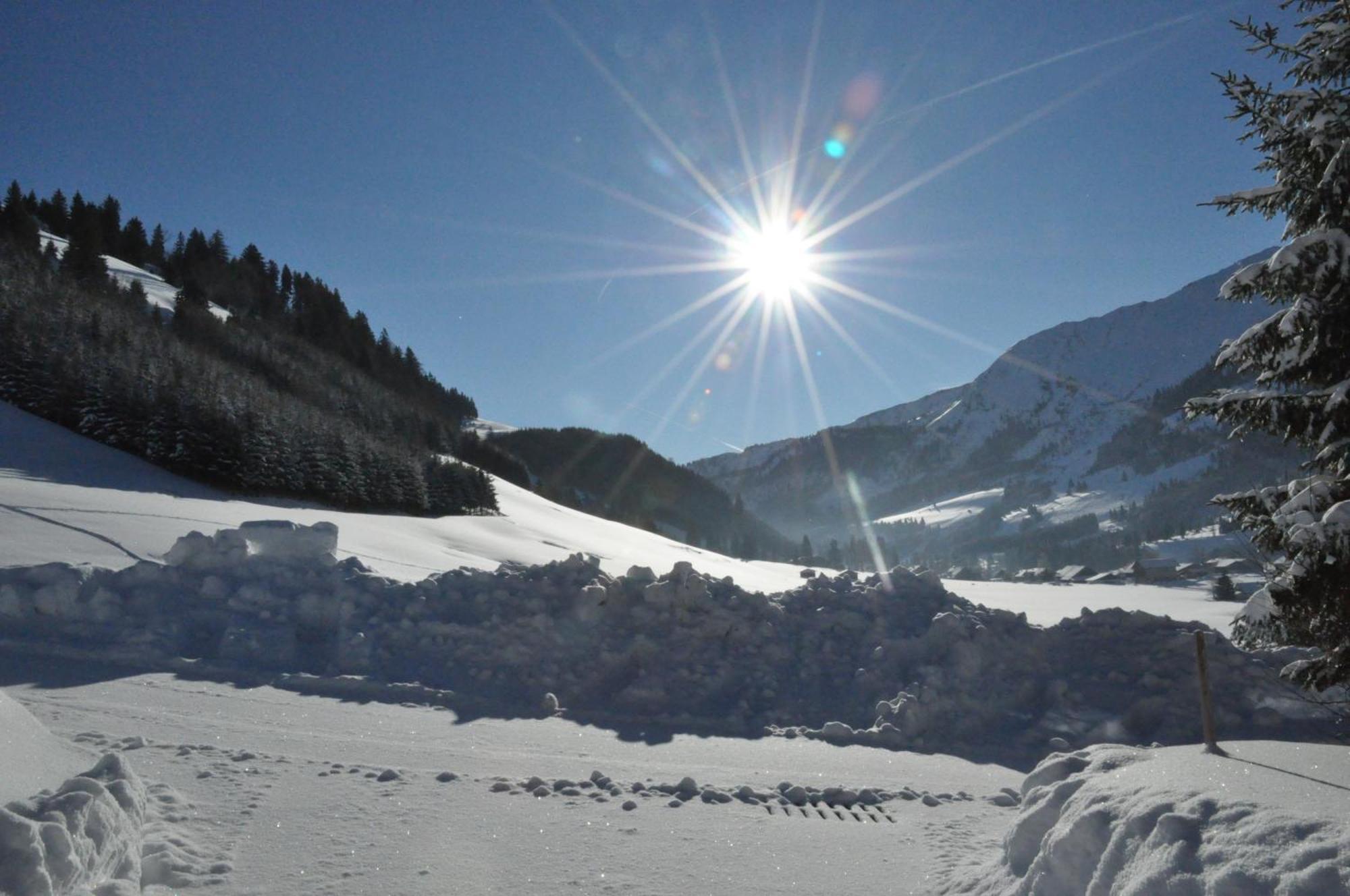 Landhaus Alpensonne Schattwald Exteriér fotografie